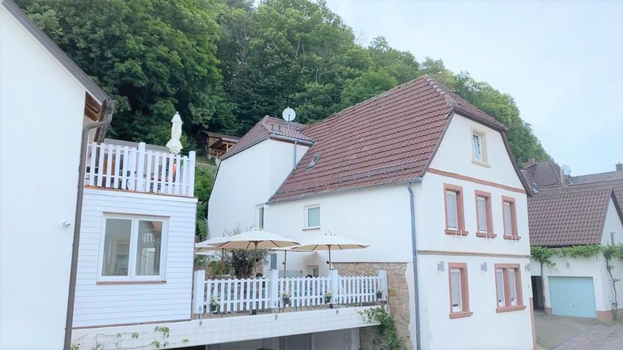 Haus Am Heiner Geissler Platz By Landgasthof Zickler Gleisweiler Bagian luar foto